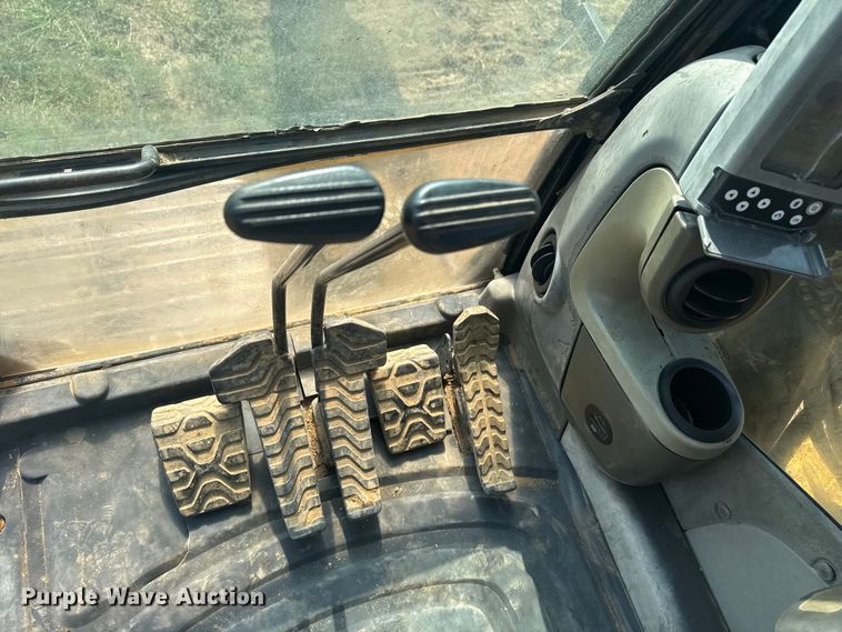 image for item DS3847 2008 Caterpillar 324D L excavator