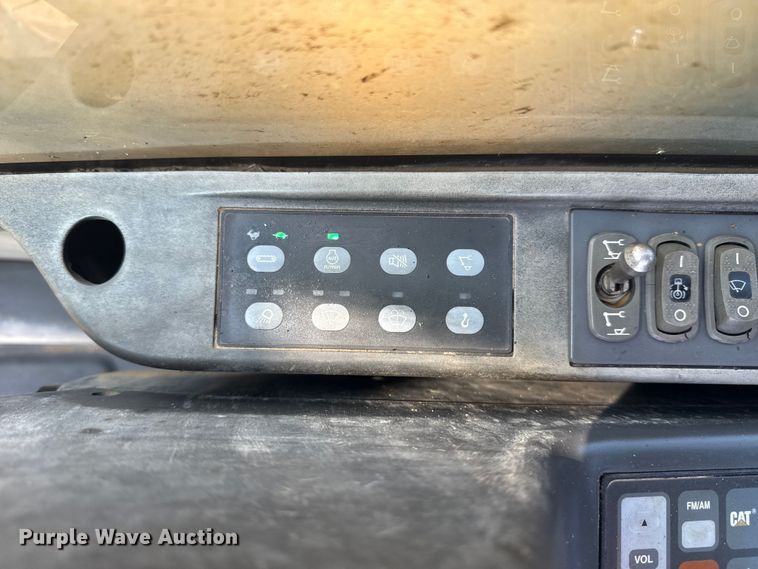 image for item DS3847 2008 Caterpillar 324D L excavator