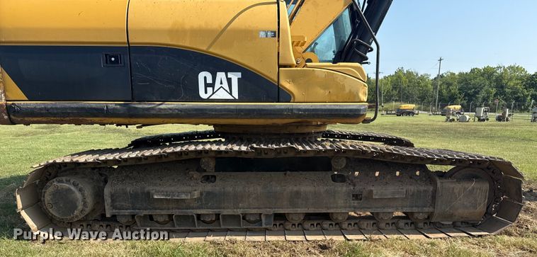 image for item DS3847 2008 Caterpillar 324D L excavator