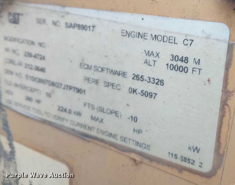 image for item DS3849 2006 Peterbilt 335 utility / service truck