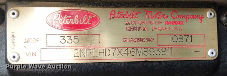 image for item DS3849 2006 Peterbilt 335 utility / service truck