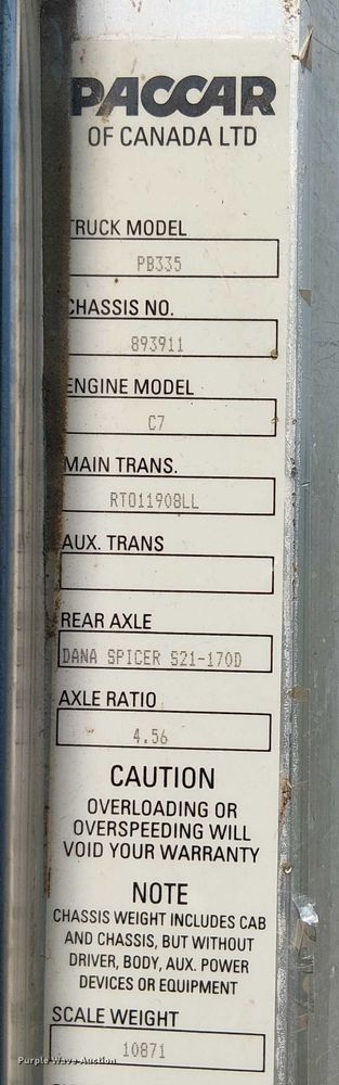 image for item DS3849 2006 Peterbilt 335 utility / service truck