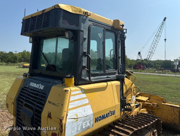 image for item DS3850 2008 Komatsu D37EX-22 dozer