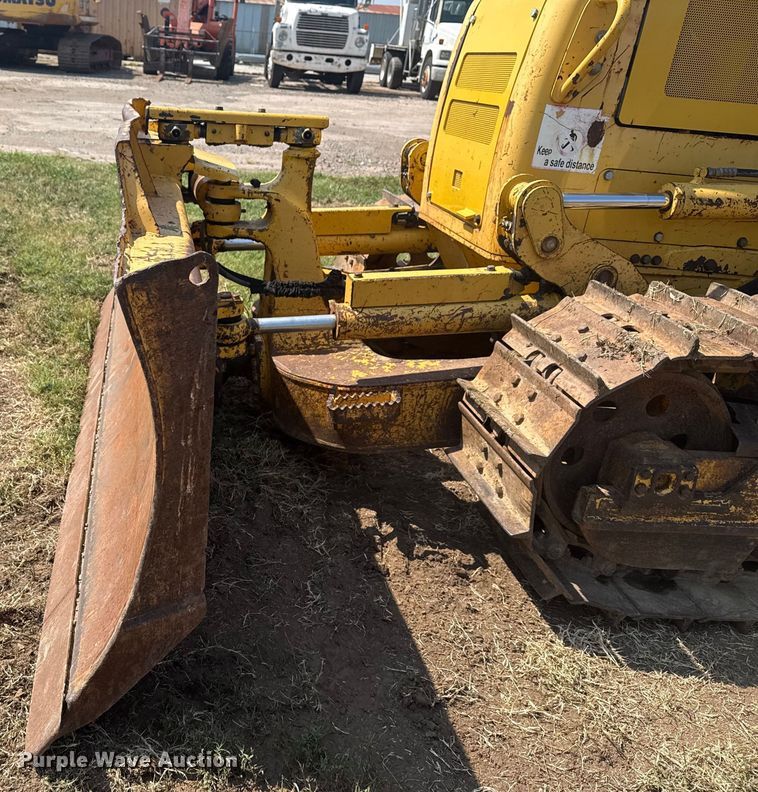 image for item DS3850 2008 Komatsu D37EX-22 dozer