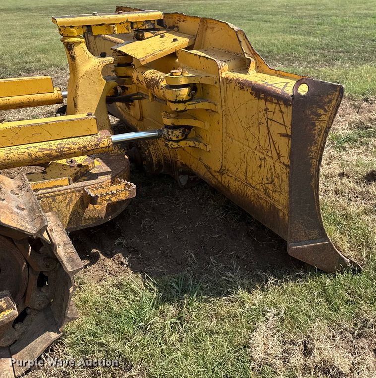 image for item DS3850 2008 Komatsu D37EX-22 dozer