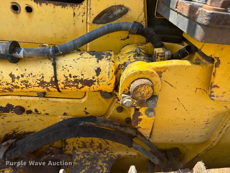 image for item DS3850 2008 Komatsu D37EX-22 dozer
