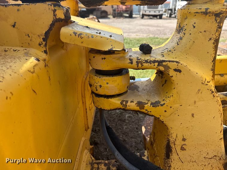 image for item DS3850 2008 Komatsu D37EX-22 dozer
