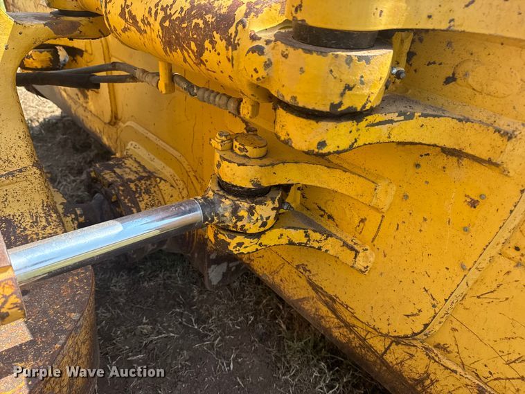 image for item DS3850 2008 Komatsu D37EX-22 dozer