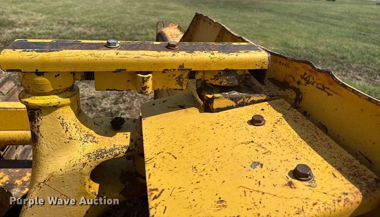 image for item DS3850 2008 Komatsu D37EX-22 dozer