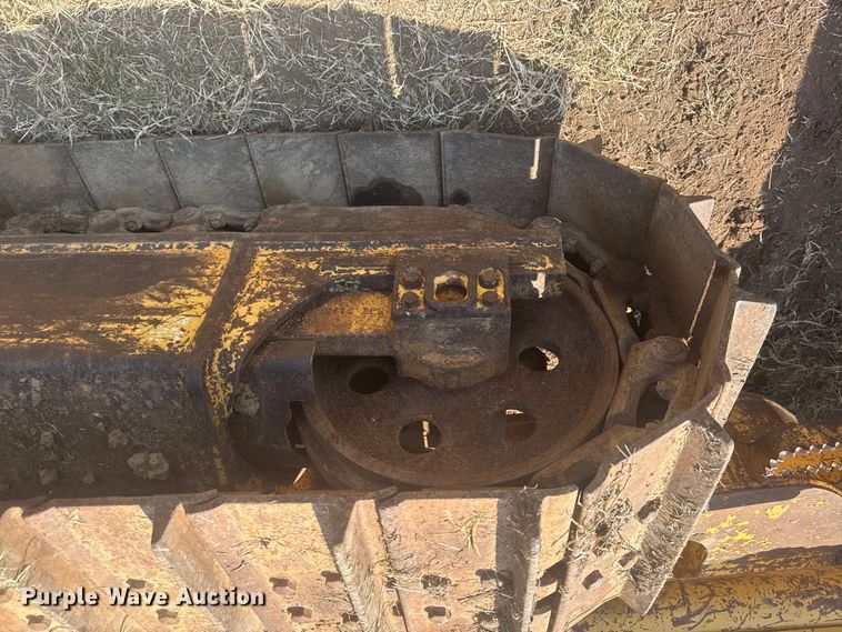 image for item DS3850 2008 Komatsu D37EX-22 dozer