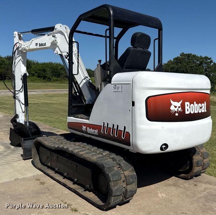 image for item DS3854 2004 Bobcat 341G mini excavator