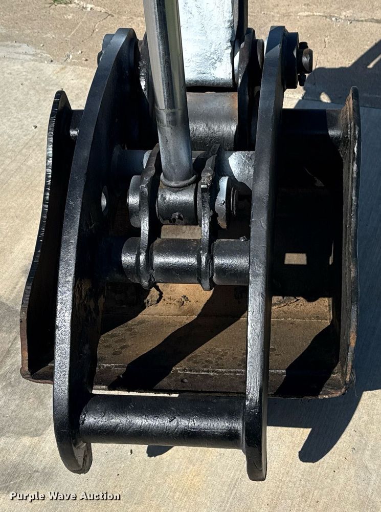 image for item DS3854 2004 Bobcat 341G mini excavator