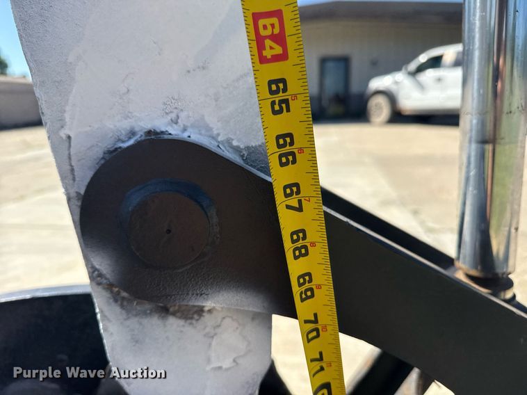 image for item DS3854 2004 Bobcat 341G mini excavator