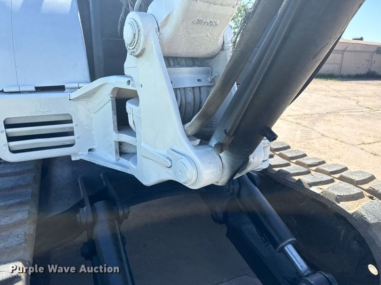 image for item DS3854 2004 Bobcat 341G mini excavator