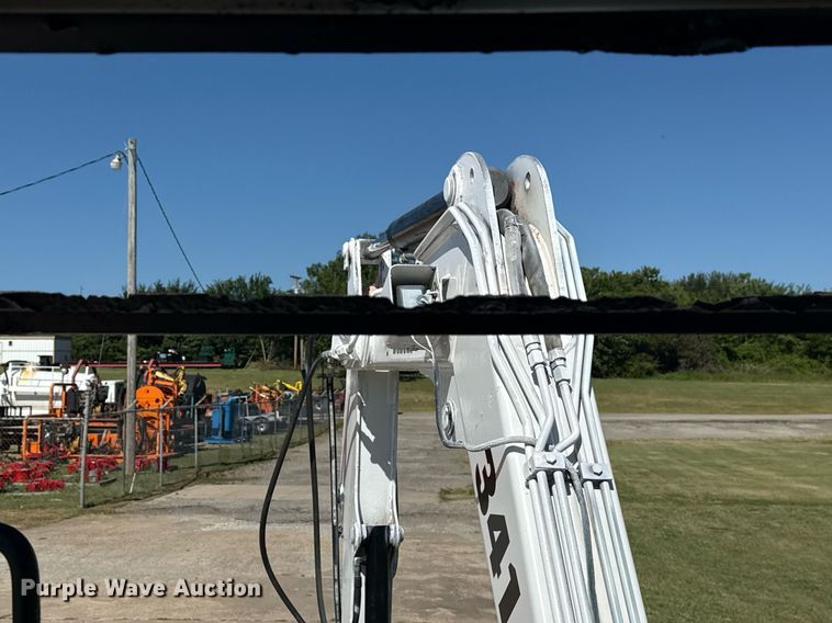 image for item DS3854 2004 Bobcat 341G mini excavator