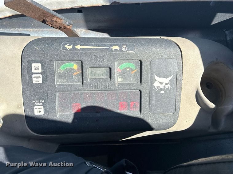 image for item DS3854 2004 Bobcat 341G mini excavator