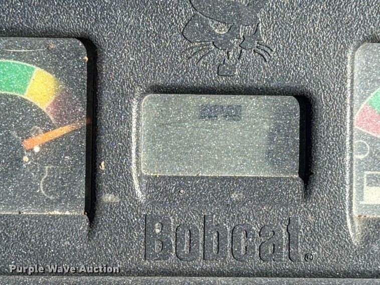 image for item DS3854 2004 Bobcat 341G mini excavator