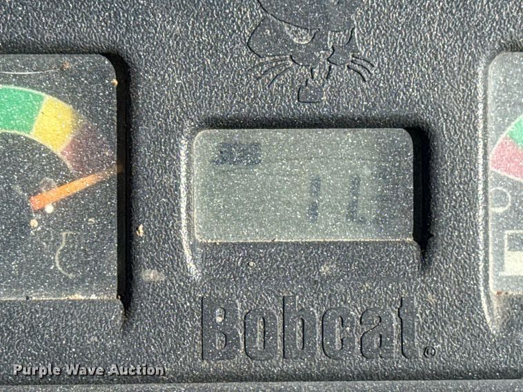 image for item DS3854 2004 Bobcat 341G mini excavator