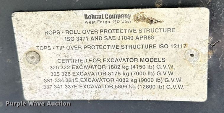 image for item DS3854 2004 Bobcat 341G mini excavator