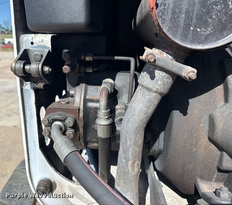 image for item DS3854 2004 Bobcat 341G mini excavator