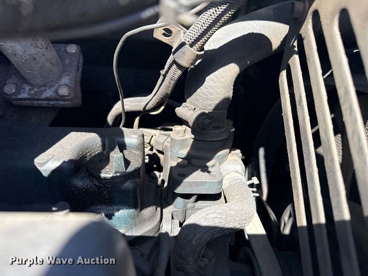 image for item DS3854 2004 Bobcat 341G mini excavator