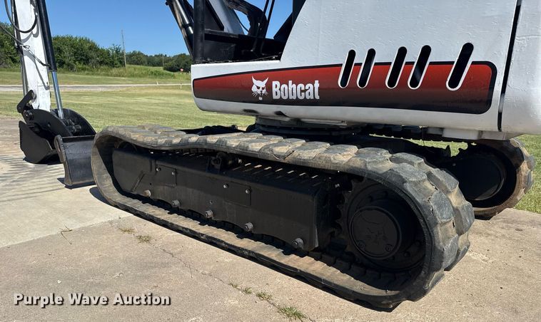 image for item DS3854 2004 Bobcat 341G mini excavator
