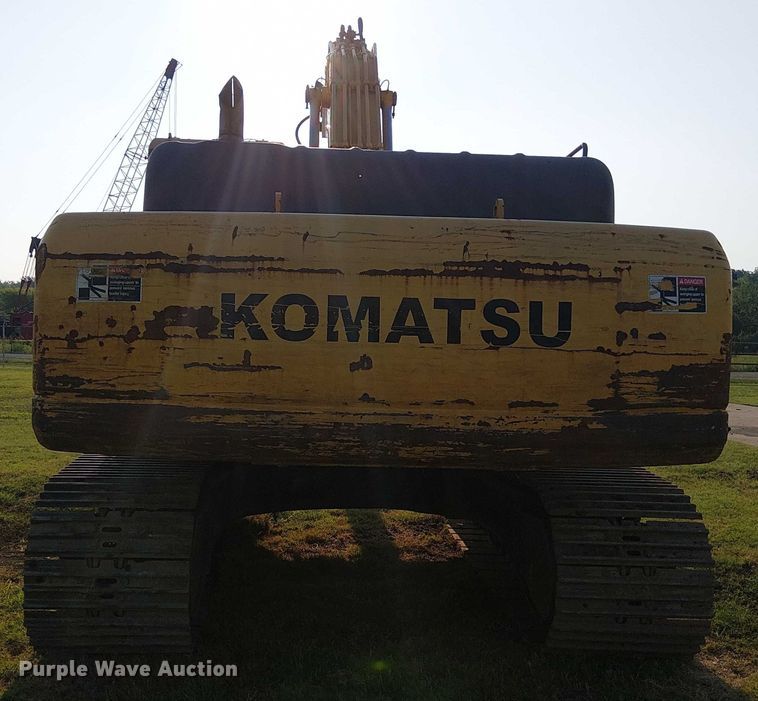 image for item DS3855 2005 Komatsu PC300LC excavator