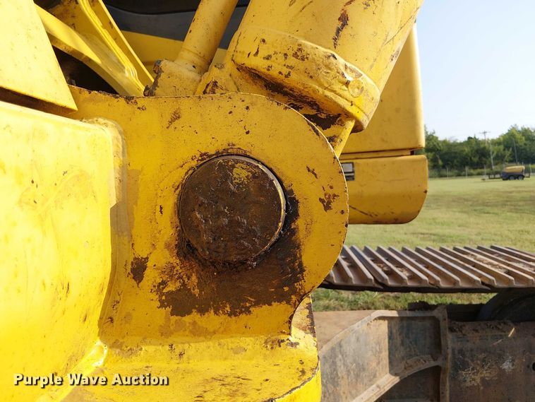 image for item DS3855 2005 Komatsu PC300LC excavator