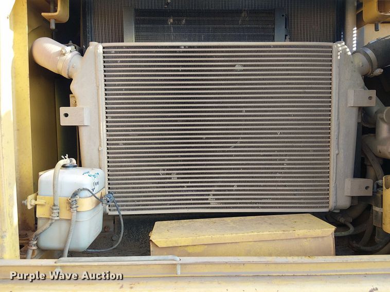 image for item DS3855 2005 Komatsu PC300LC excavator