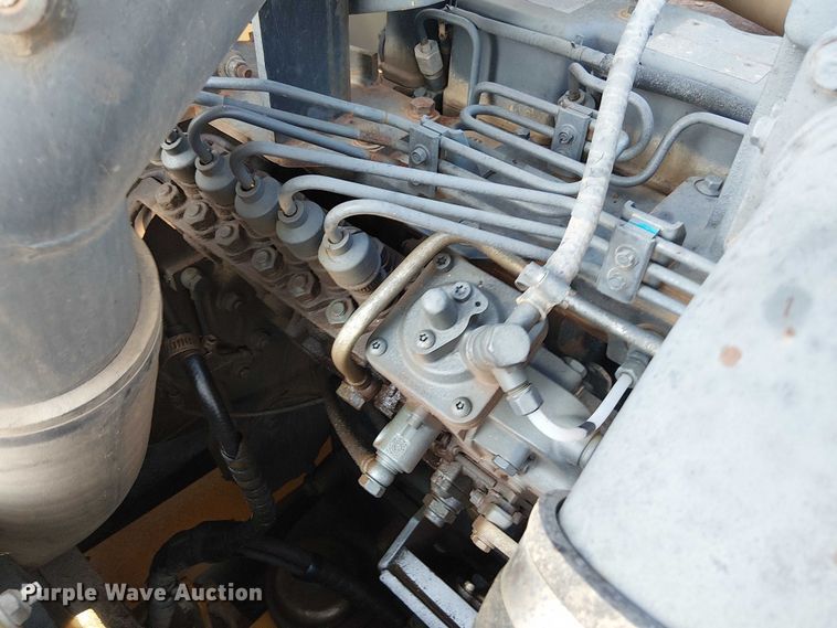 image for item DS3855 2005 Komatsu PC300LC excavator