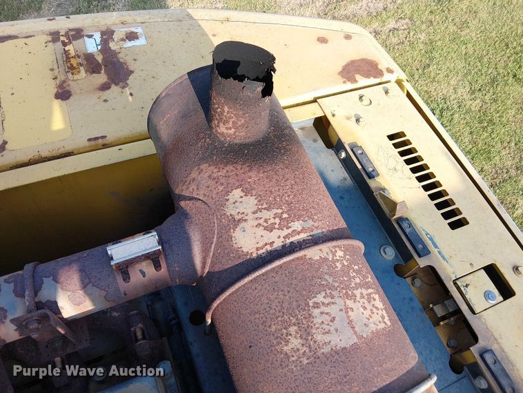 image for item DS3855 2005 Komatsu PC300LC excavator