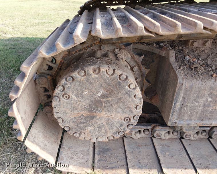 image for item DS3855 2005 Komatsu PC300LC excavator