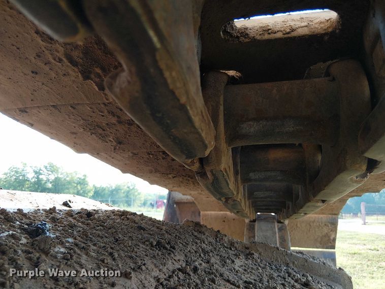 image for item DS3855 2005 Komatsu PC300LC excavator