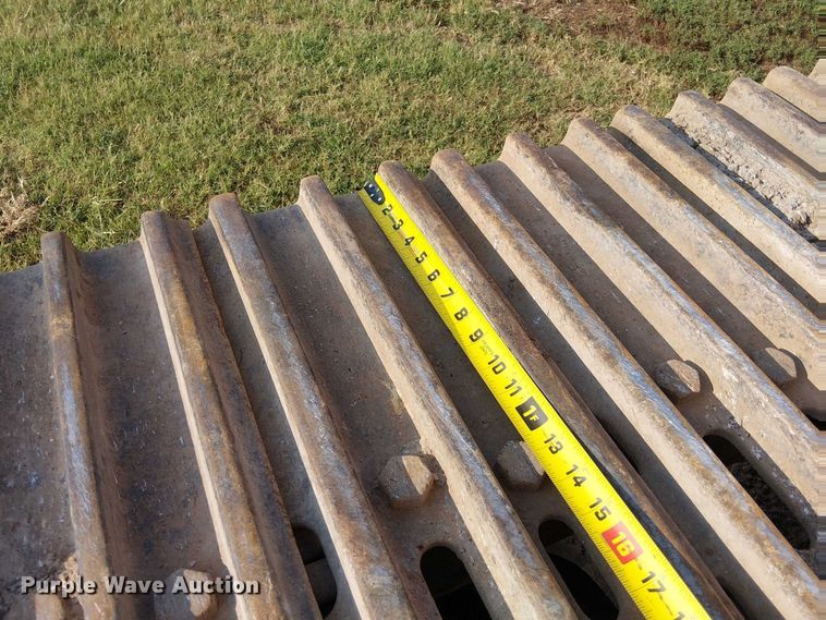 image for item DS3855 2005 Komatsu PC300LC excavator