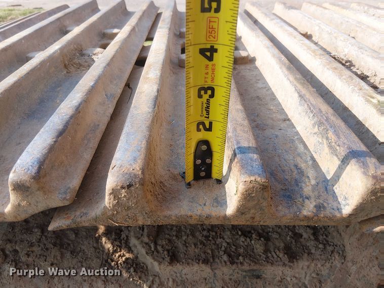 image for item DS3855 2005 Komatsu PC300LC excavator