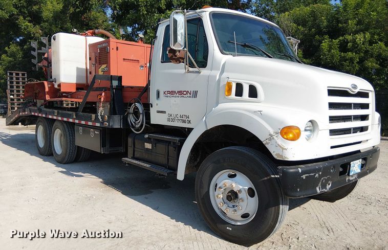 image for item DS3858 2000 Sterling Truck L7501 flatbed truck