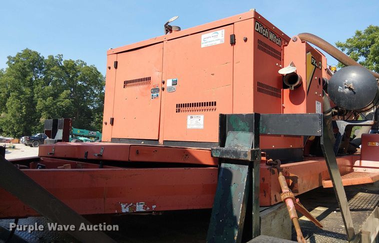 image for item DS3858 2000 Sterling Truck L7501 flatbed truck