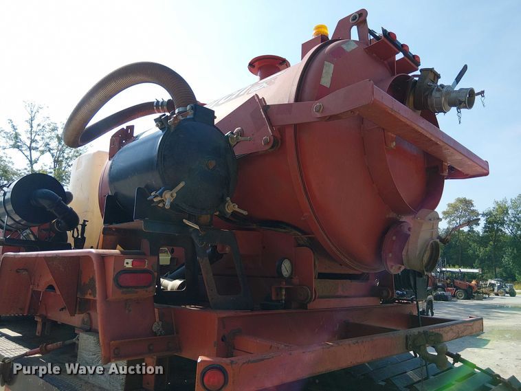 image for item DS3858 2000 Sterling Truck L7501 flatbed truck