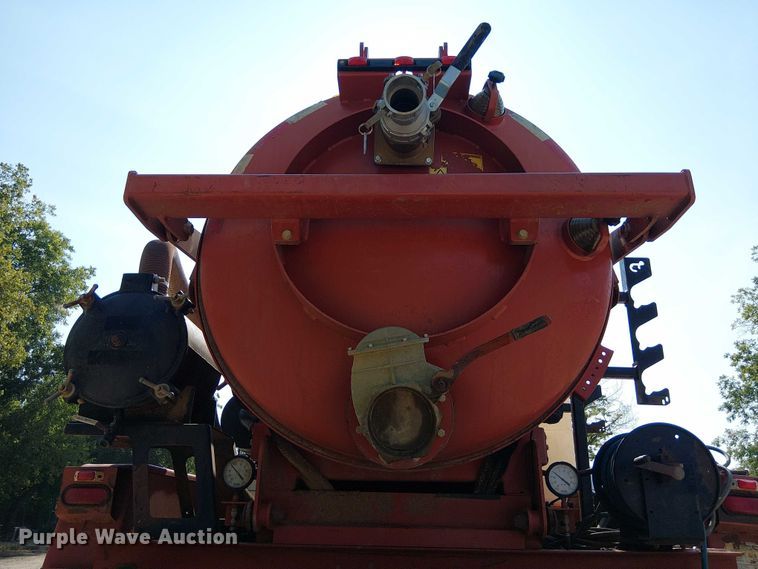 image for item DS3858 2000 Sterling Truck L7501 flatbed truck