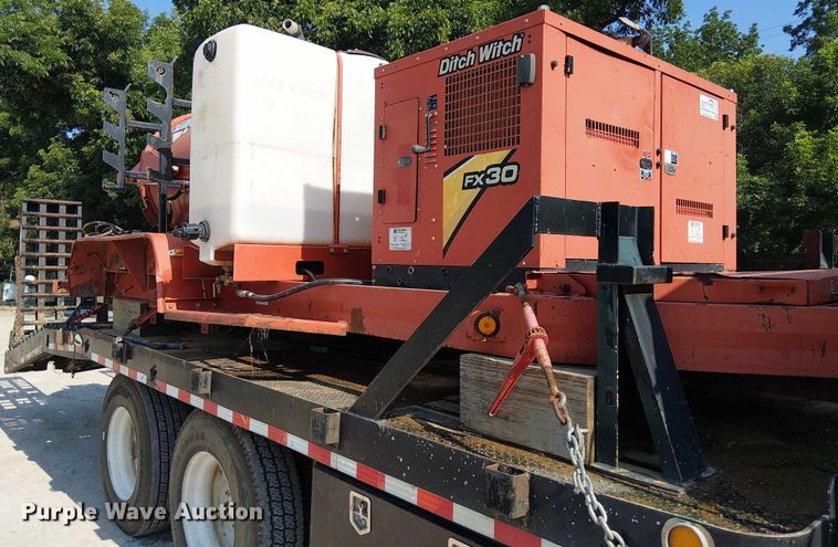 image for item DS3858 2000 Sterling Truck L7501 flatbed truck