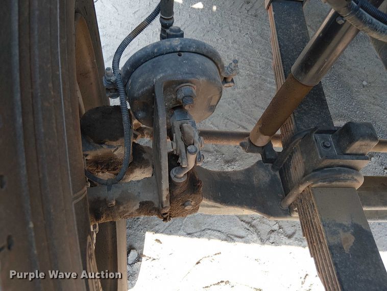 image for item DS3858 2000 Sterling Truck L7501 flatbed truck