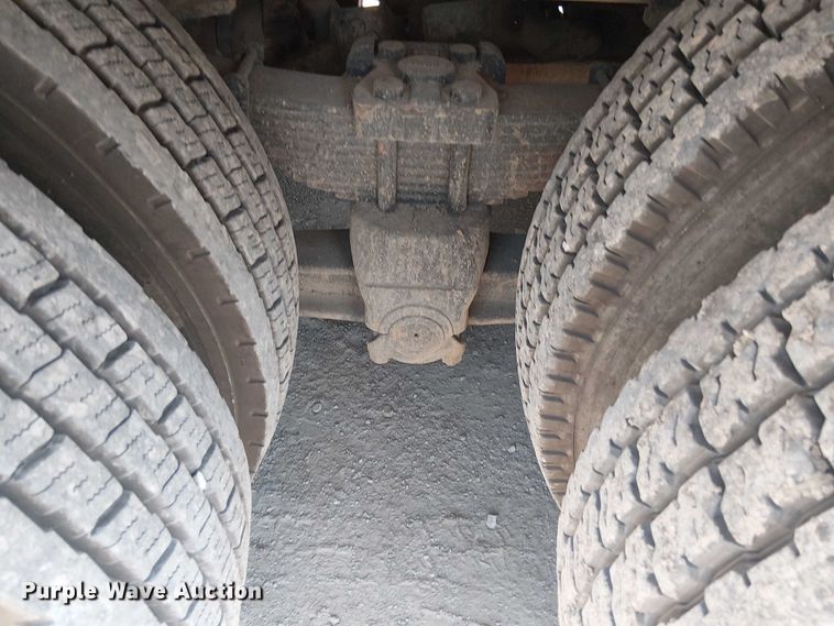 image for item DS3858 2000 Sterling Truck L7501 flatbed truck