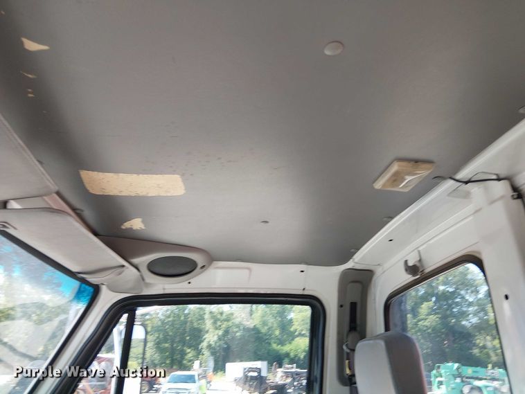 image for item DS3858 2000 Sterling Truck L7501 flatbed truck