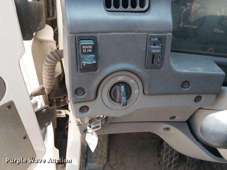 image for item DS3858 2000 Sterling Truck L7501 flatbed truck