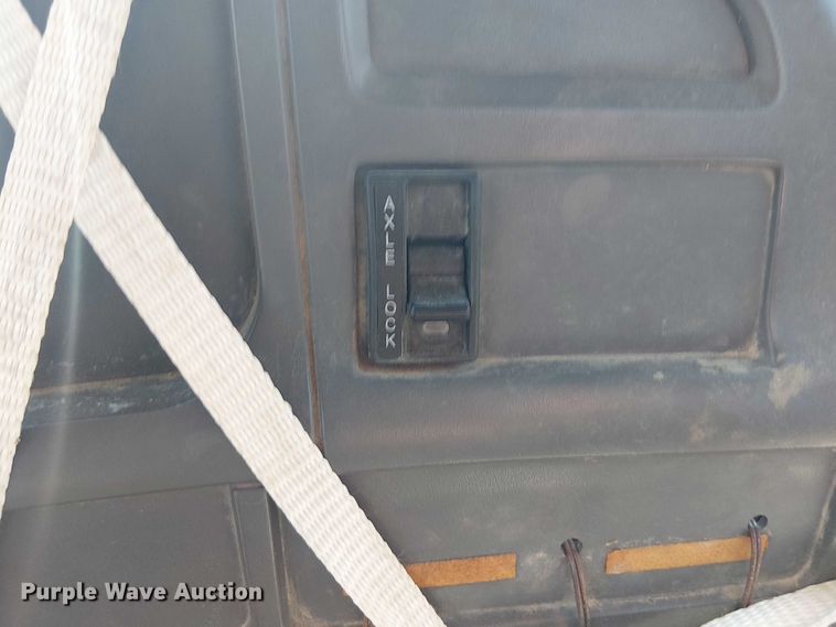 image for item DS3858 2000 Sterling Truck L7501 flatbed truck