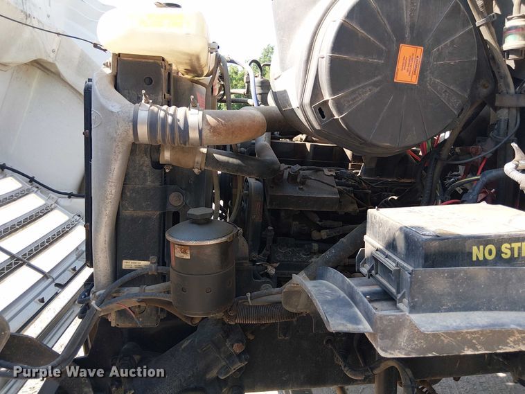 image for item DS3858 2000 Sterling Truck L7501 flatbed truck