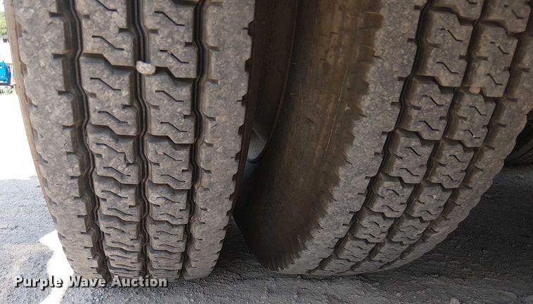 image for item DS3858 2000 Sterling Truck L7501 flatbed truck