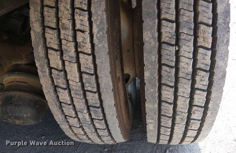 image for item DS3858 2000 Sterling Truck L7501 flatbed truck