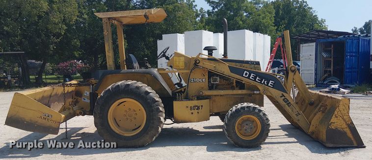 RETROEXCAVADORA JOHN DEERE 210LE