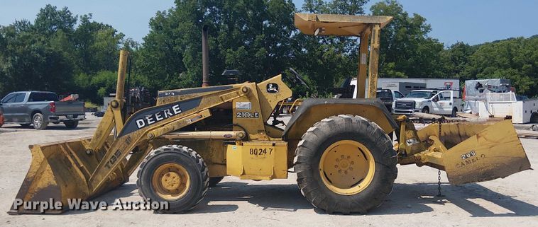 image for item DS3860 John Deere 210LE landscape tractor
